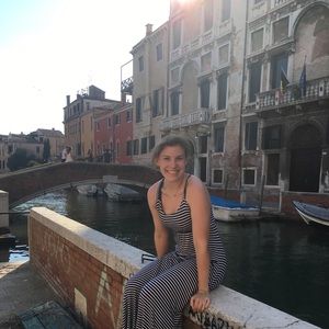 Meet your Posher, Emma